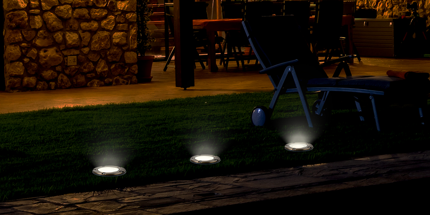 Light Up Your Outdoors with Brass Landscape Spotlights - FTL Outdoor Wall Lighting LED Light Bulbs