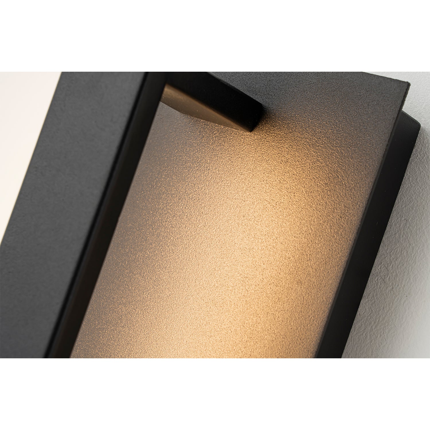 16_LED_Outdoor_Wall_Lights_Matte_Black_-_FTL_Outdoor_Wall_Lighting_LED_Light_Bulbs